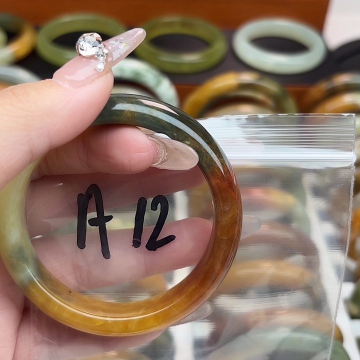 F***y蛇纹石玉未镶嵌珠宝半成品