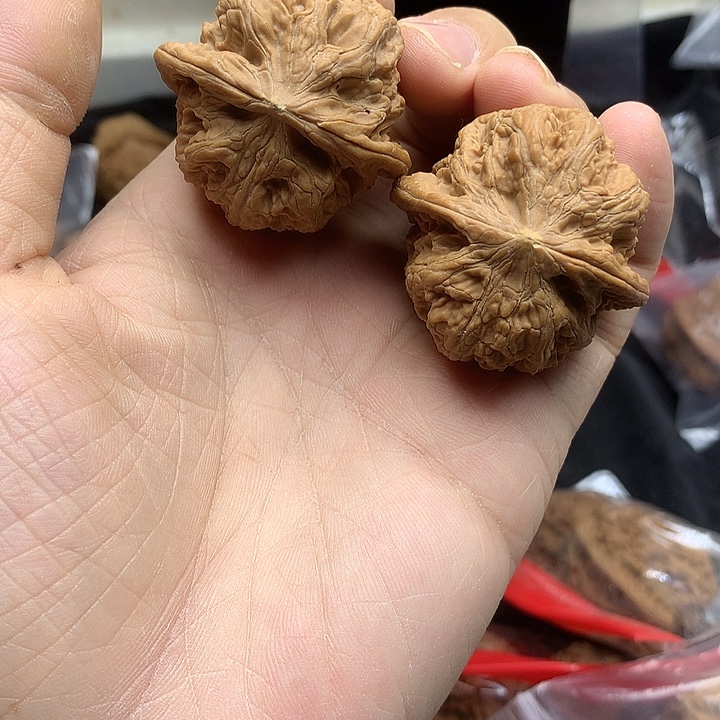 吊坠文玩核桃40 将军榜 50 克有黄尖