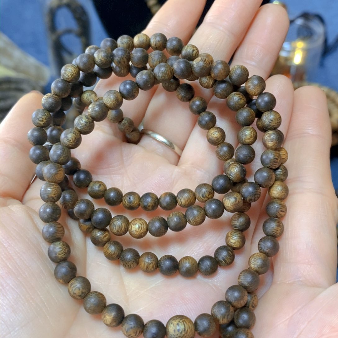 沉香手串蓝宝石卡5-13克多样性发货一条