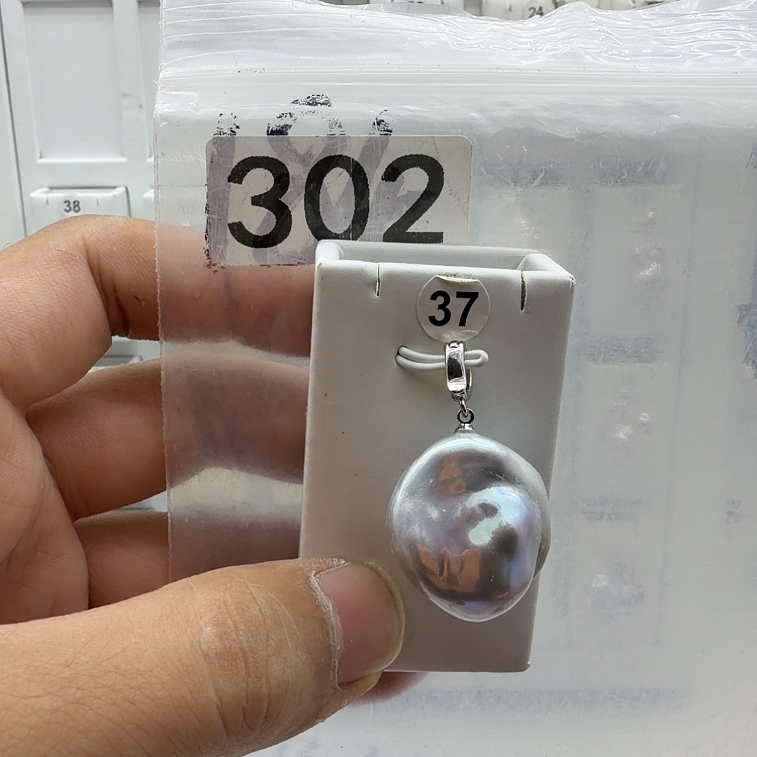 淡水珍珠颈饰合金