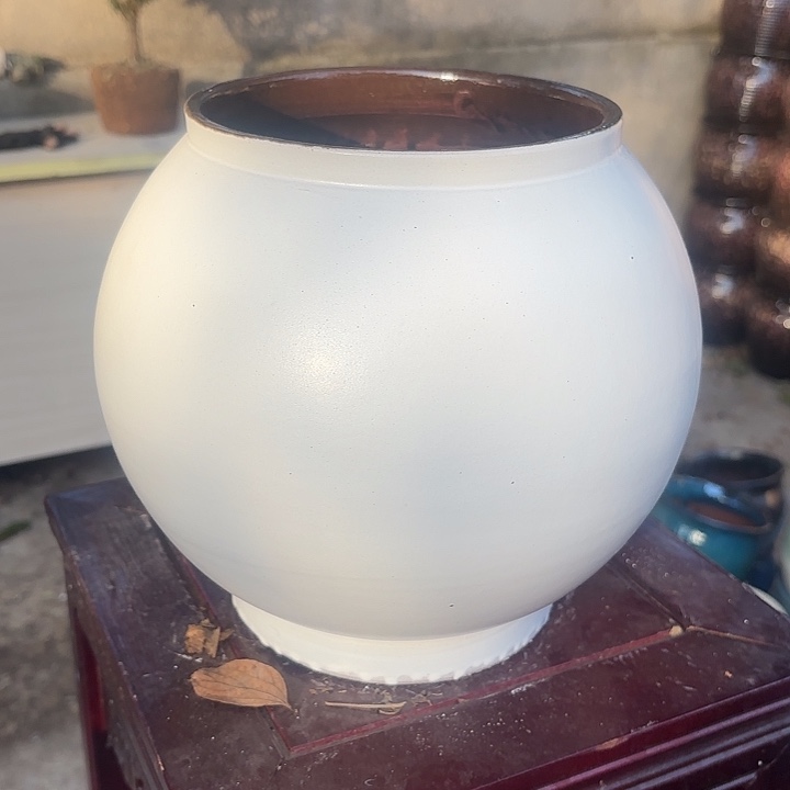 紫砂茶碗大白球口径18高度24