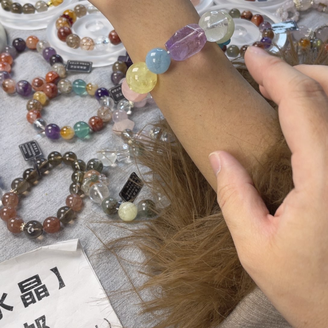 银S925镶嵌水晶手链