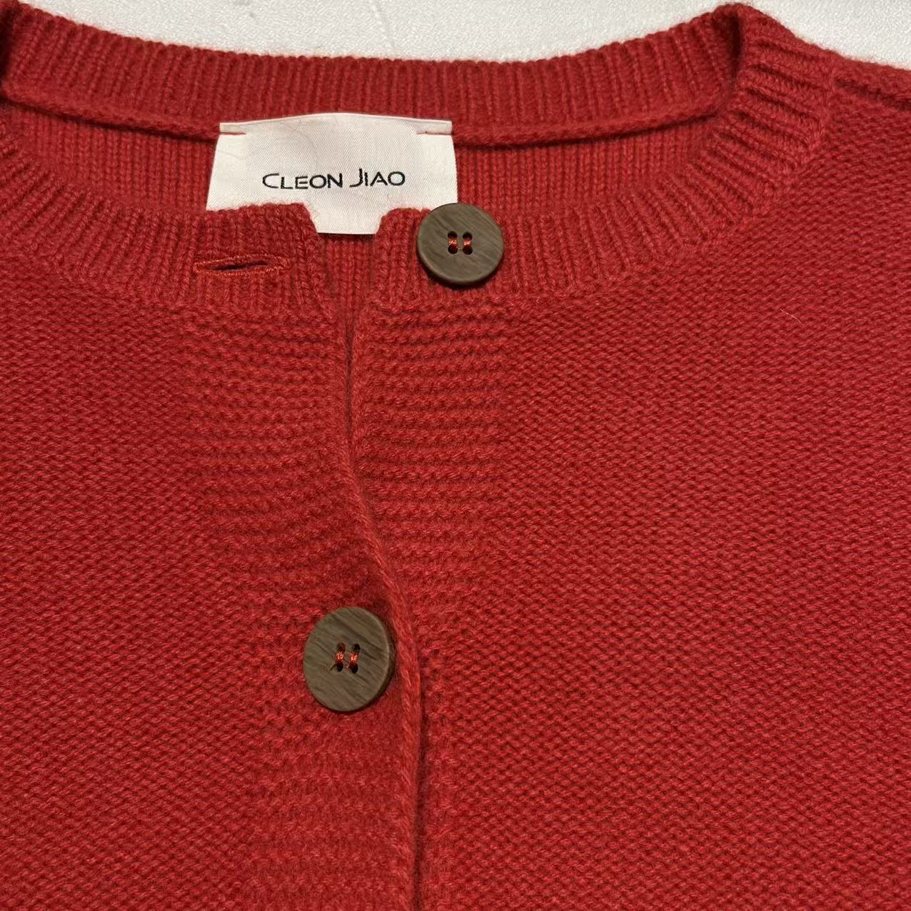 BANANA   |   橙红色羊毛毛衣开衫