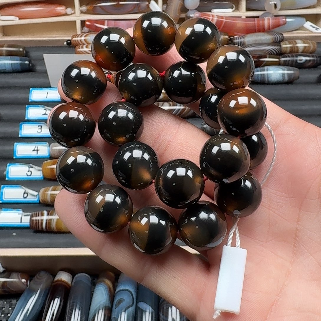 a***6玛瑙/玉髓未镶嵌颈饰