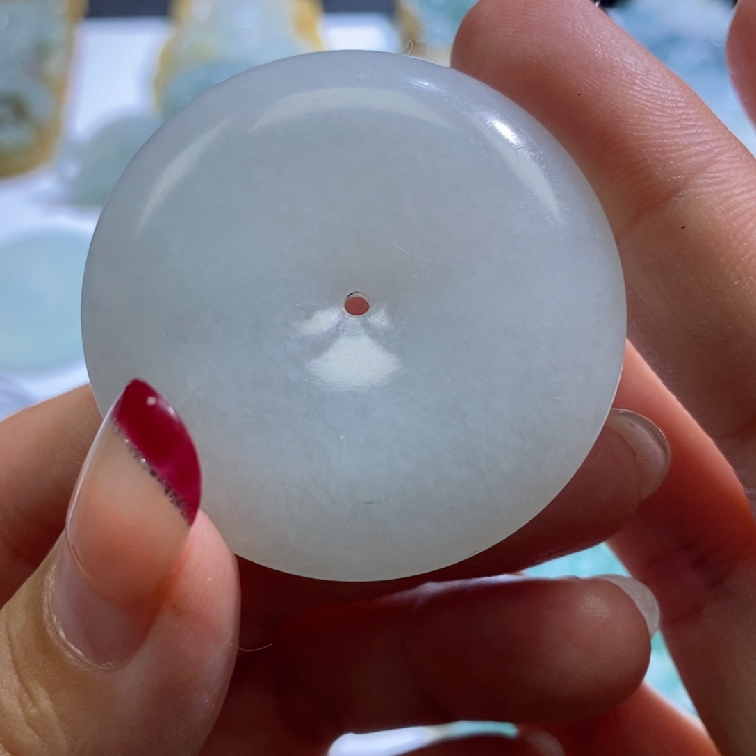 定制翡翠未镶嵌扣子