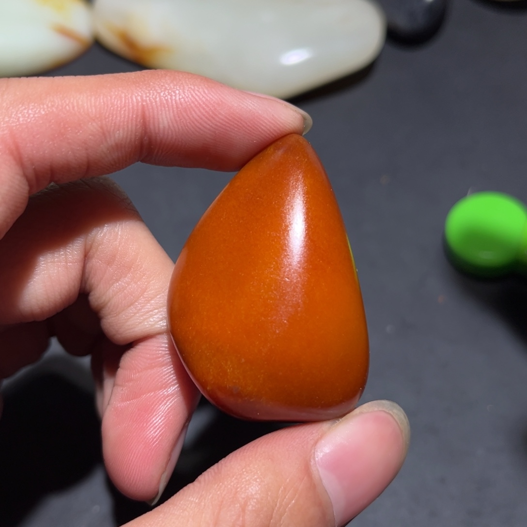 和田玉未镶嵌珠宝奇石