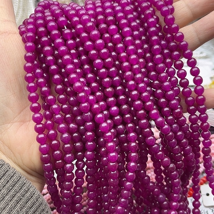 玛瑙/玉髓未镶嵌珠宝半成品2条6mm左右红刚玉