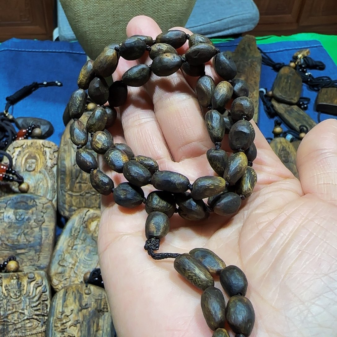 沉香沉香碎屑海南沉香白奇沉水树丁瘤疤20克