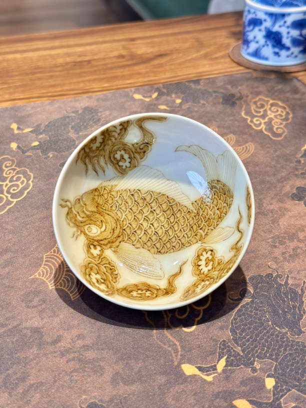 景德镇立勤堂手工手绘釉里金大金鱼普洱杯精美功夫茶杯品茗茶盏