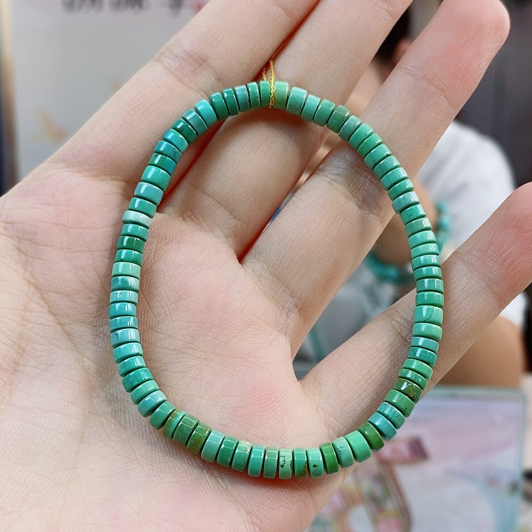 用***5未镶嵌绿松石珠宝奇石