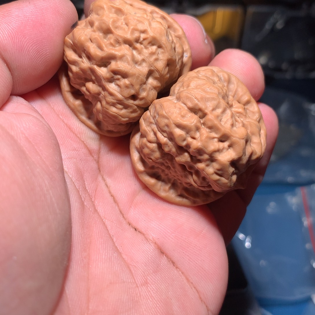 文玩核桃吊坠牵*花蛤蟆头 