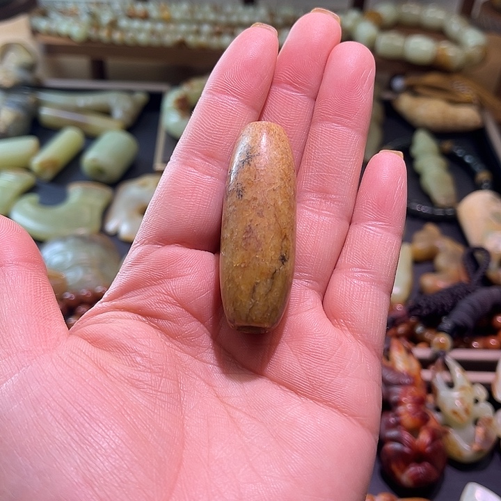 岫岩河磨玉（透闪石质玉）未镶嵌颈饰