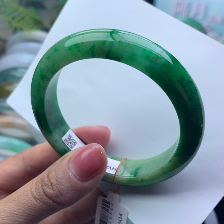 翡翠手镯未镶嵌天然翡翠手镯