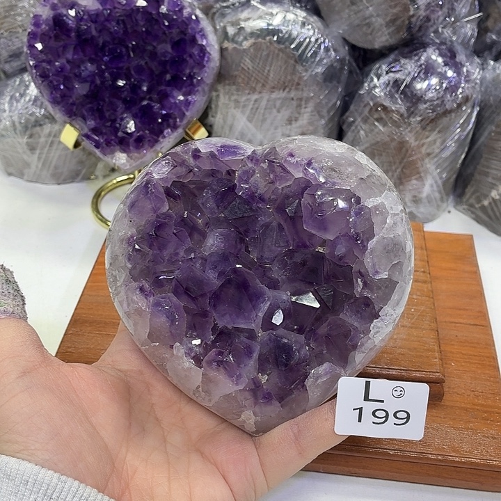 未镶嵌摆件水晶天然紫水晶