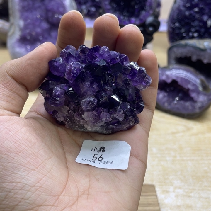 未镶嵌大型摆件（非配饰）紫晶