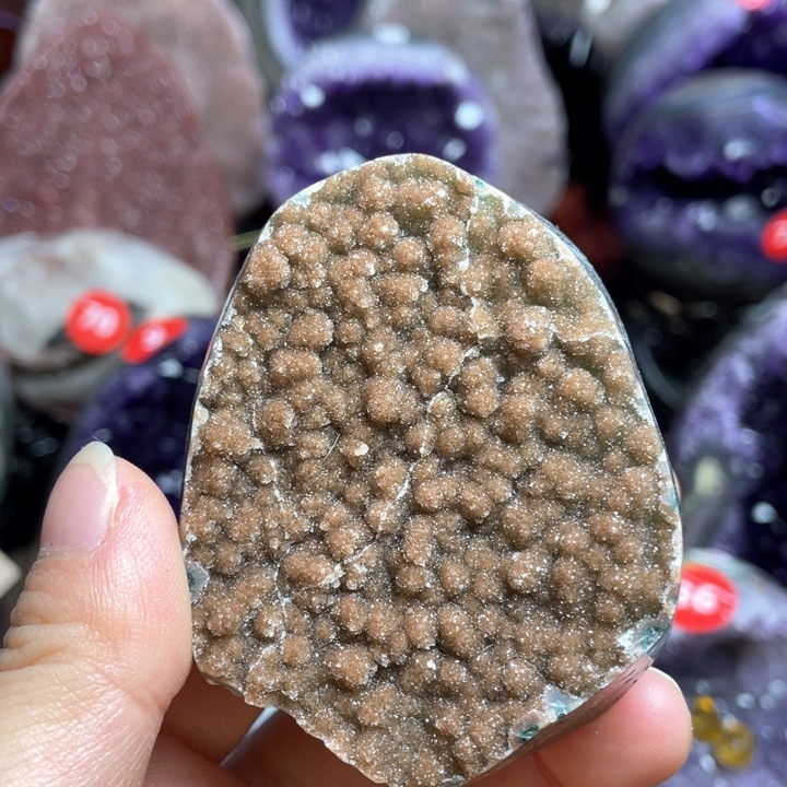 水晶摆件未镶嵌捡漏