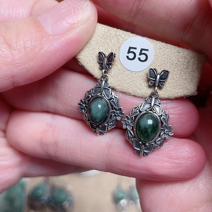 透闪石-蛇纹石玉耳钉银S925镶嵌