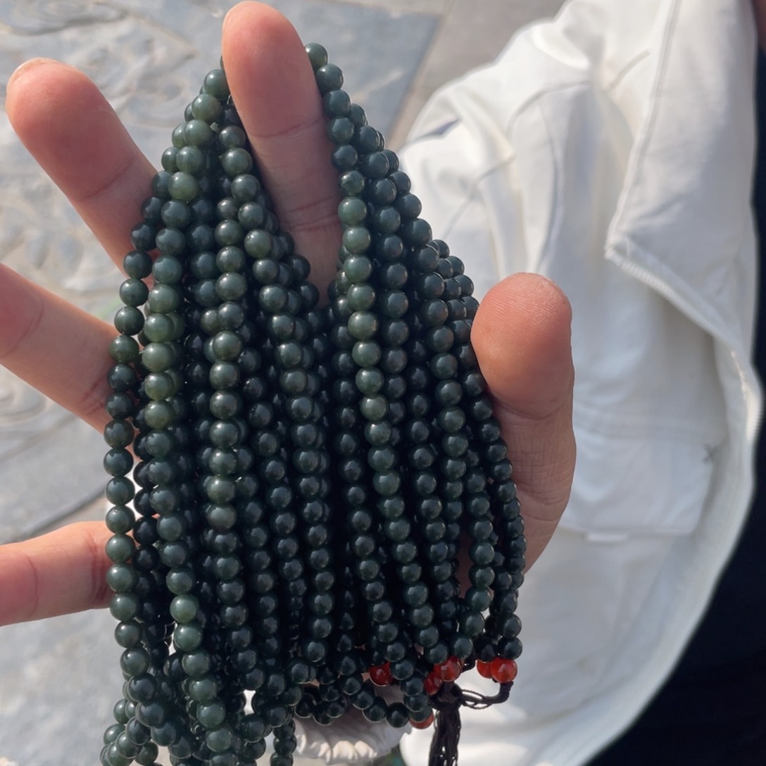 和田玉颈饰未镶嵌多样性发货，发其一