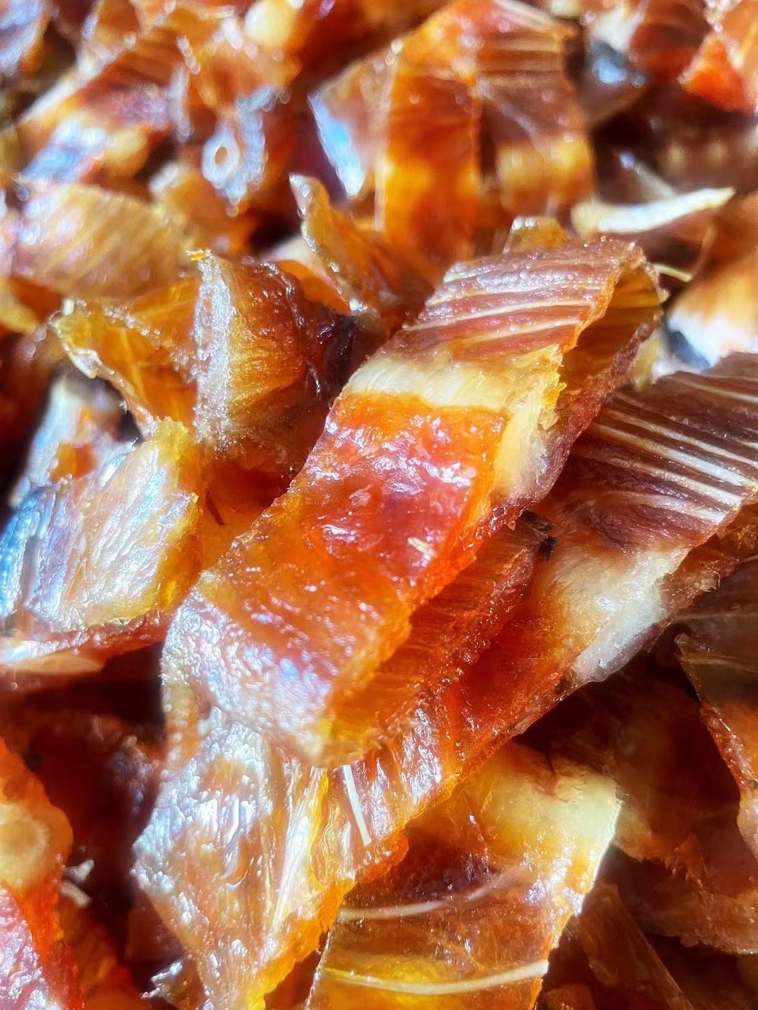 温州地方特色三文鱼骨干锅鸭奶奶脆皮即食油炸云南打跳祖师爷本人
