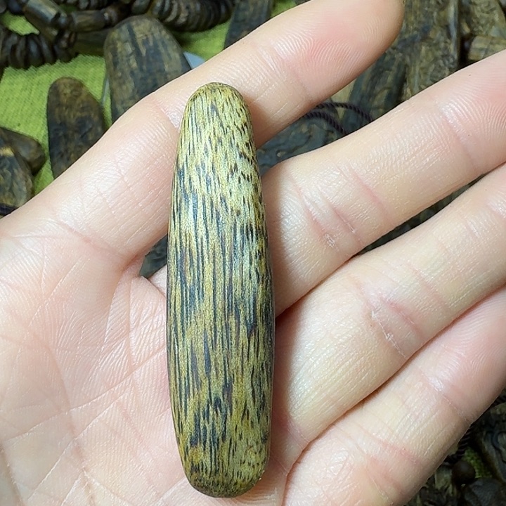 沉香吊坠独*沉香沉浮白棋吊坠04发一