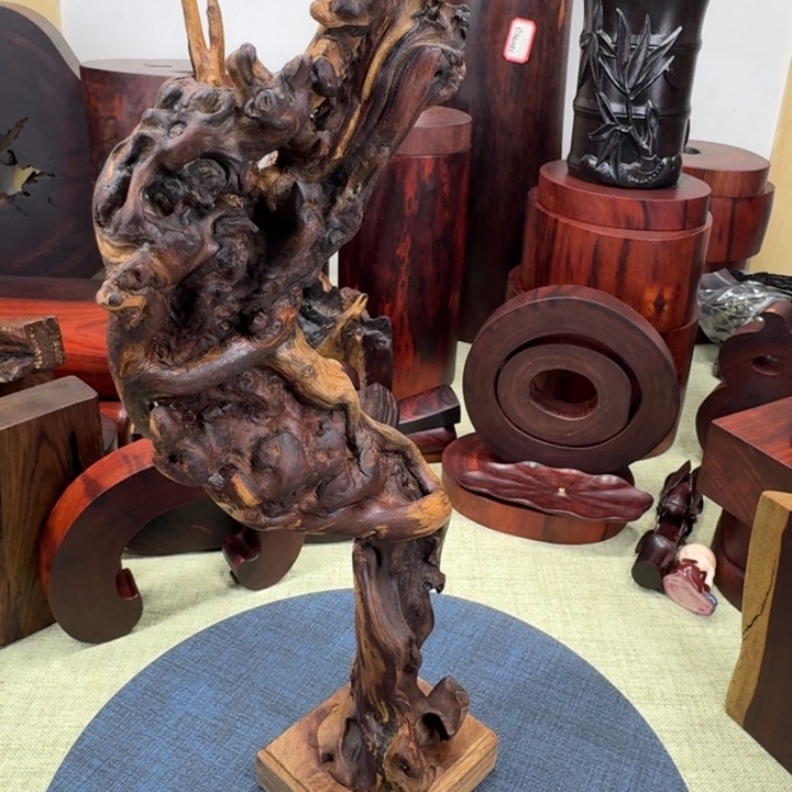 贝***%大果紫檀（缅甸花梨）