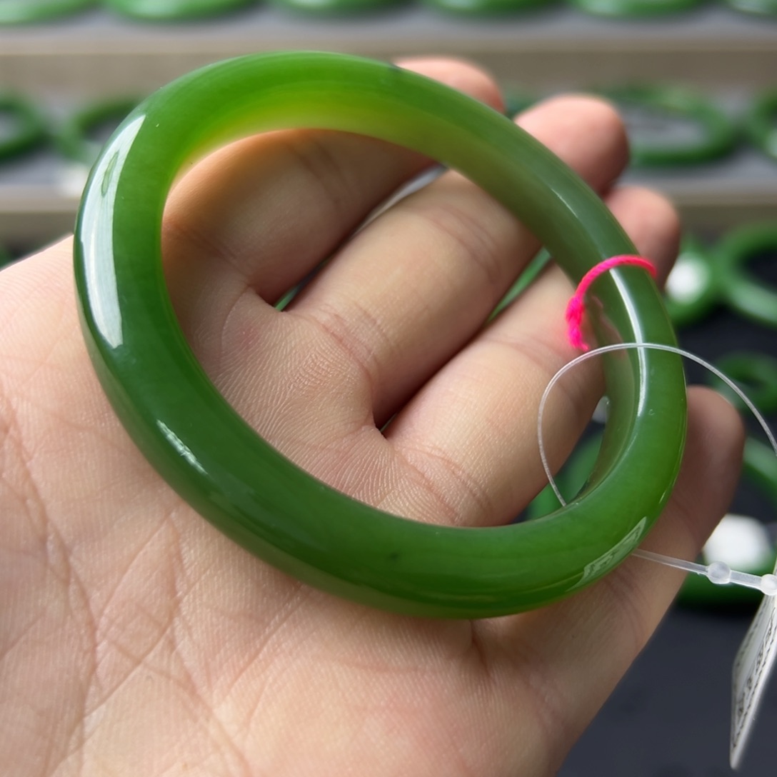 和田玉（碧玉）手镯未镶嵌