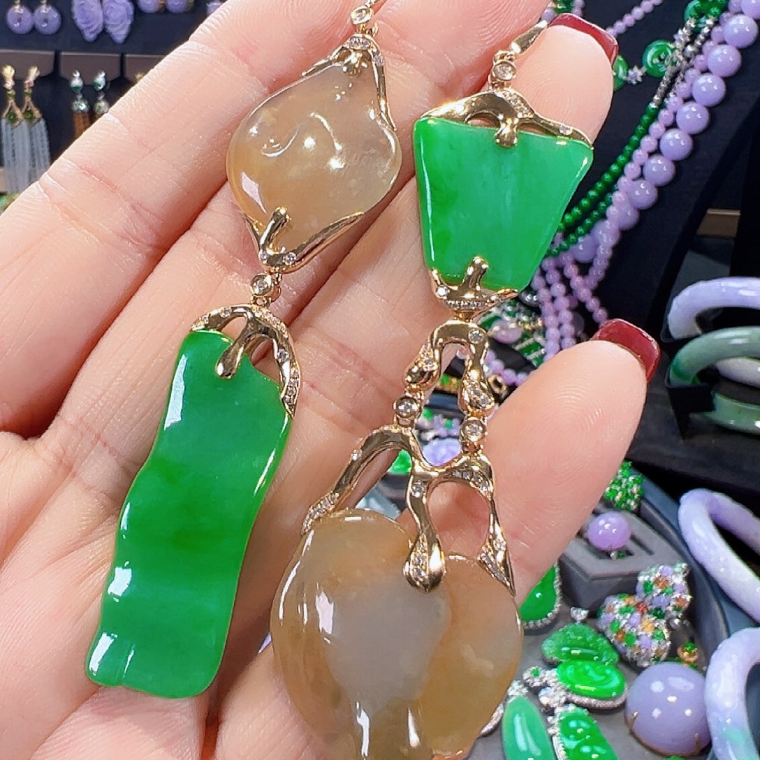 翡翠18K金镶嵌耳饰