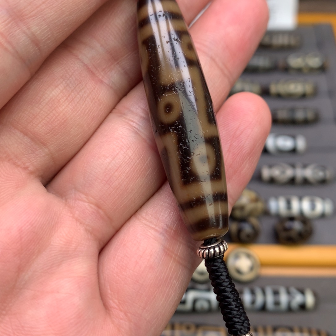 玛瑙/玉髓颈饰未镶嵌沧****?