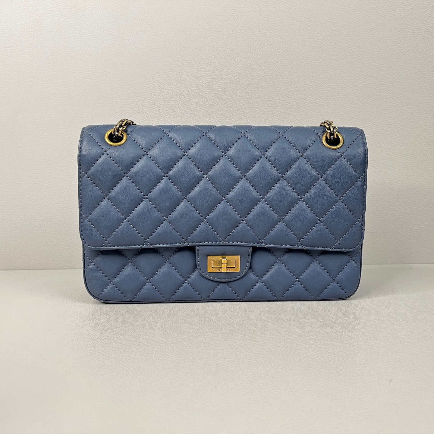 95新 Chanel/香奈儿  Chanel 蓝金牛2.55大号单肩包6061