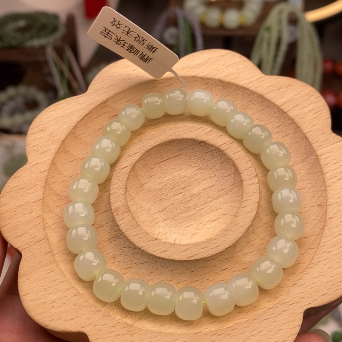 和田玉手链未镶嵌微瑕