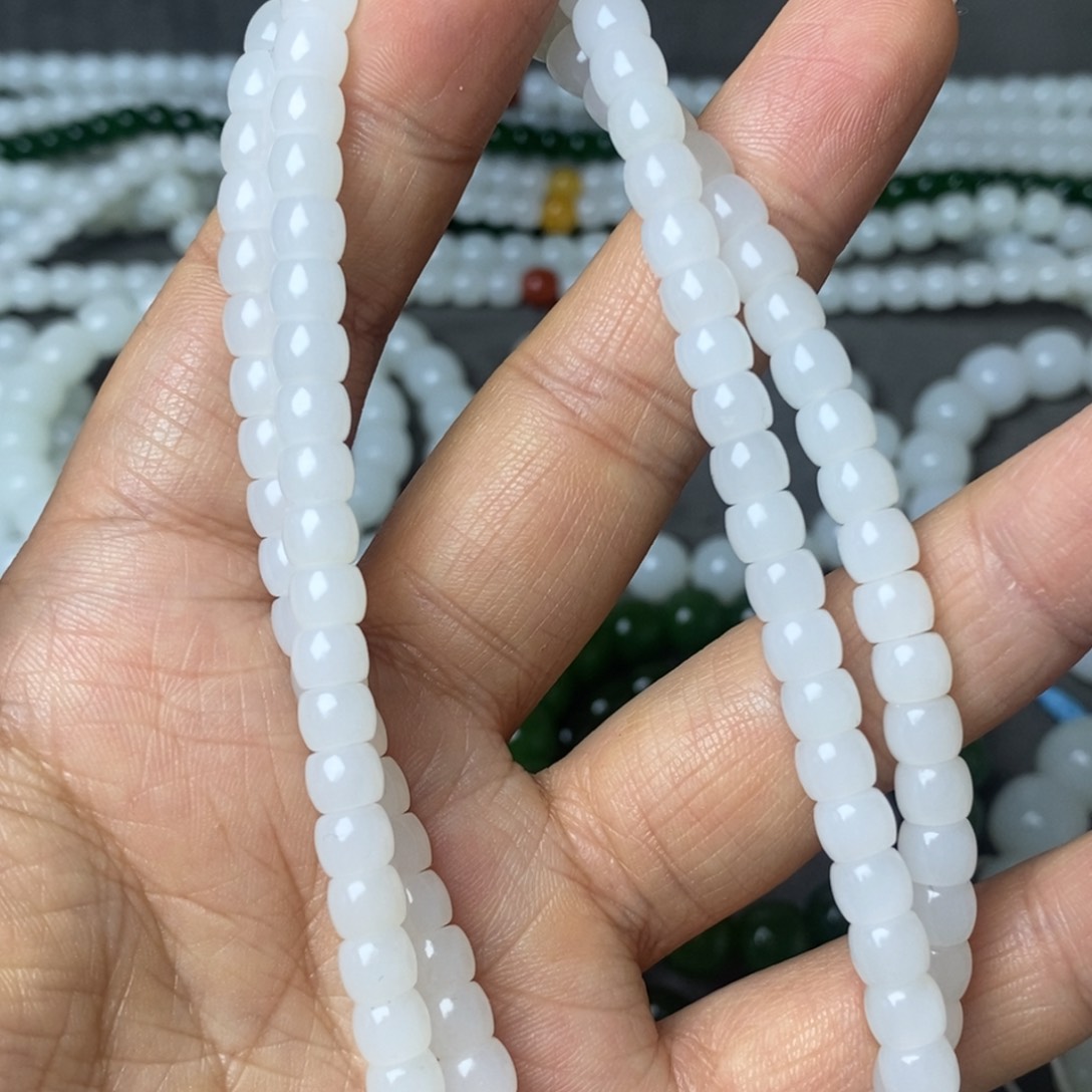 和田玉手链未镶嵌颜*大