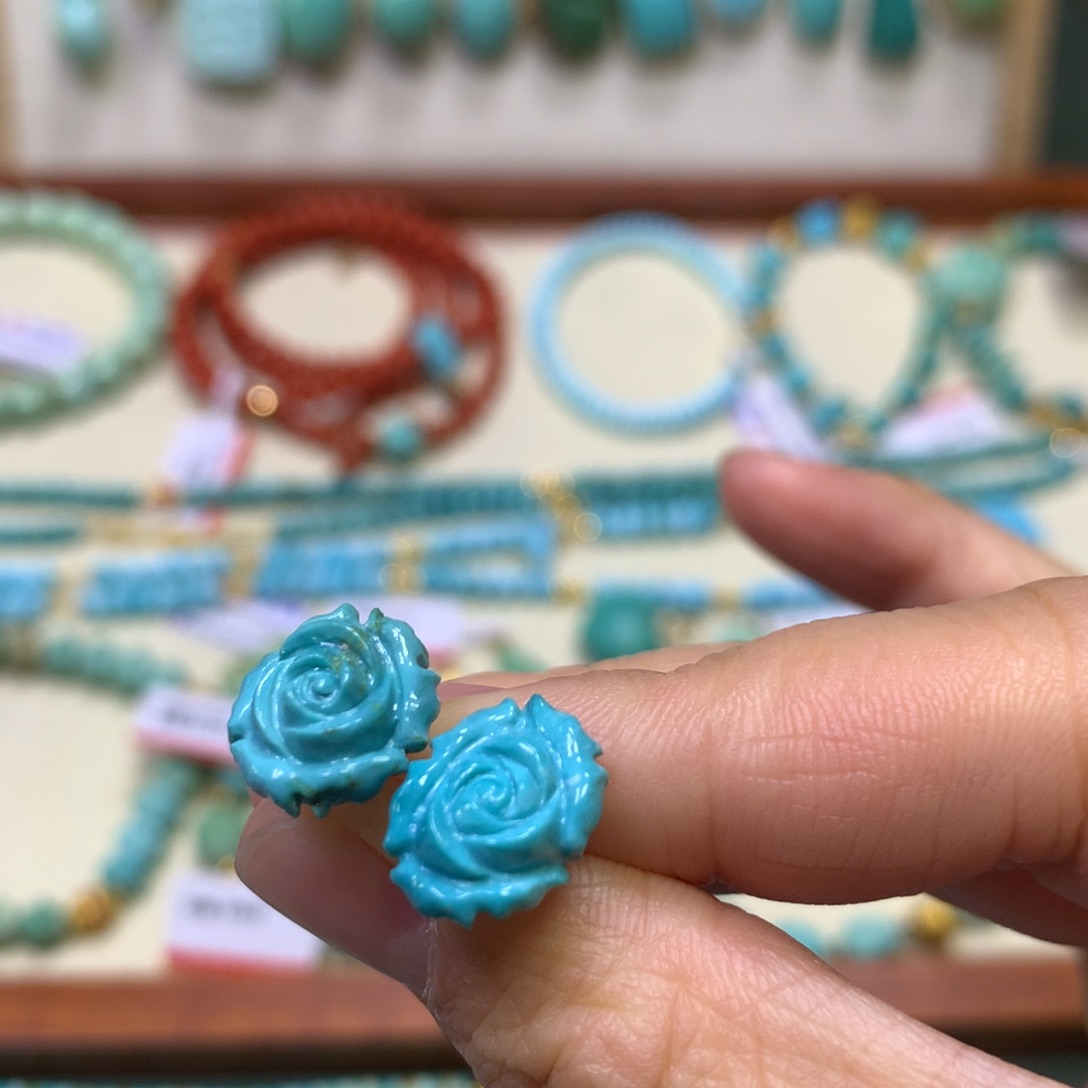 绿松石耳饰18K金镶嵌