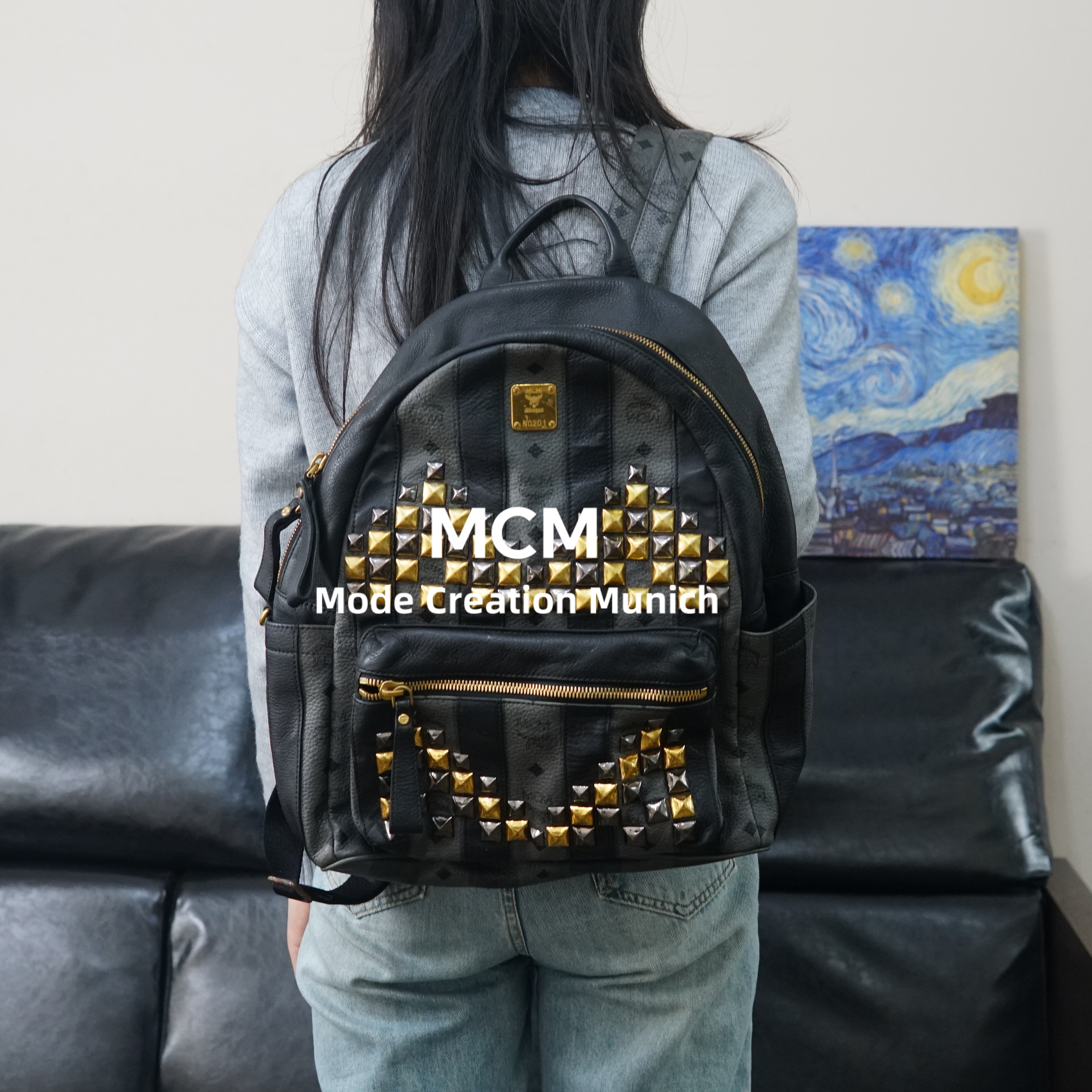 95新 MCM 灰黑双肩包/BB01722044/2044