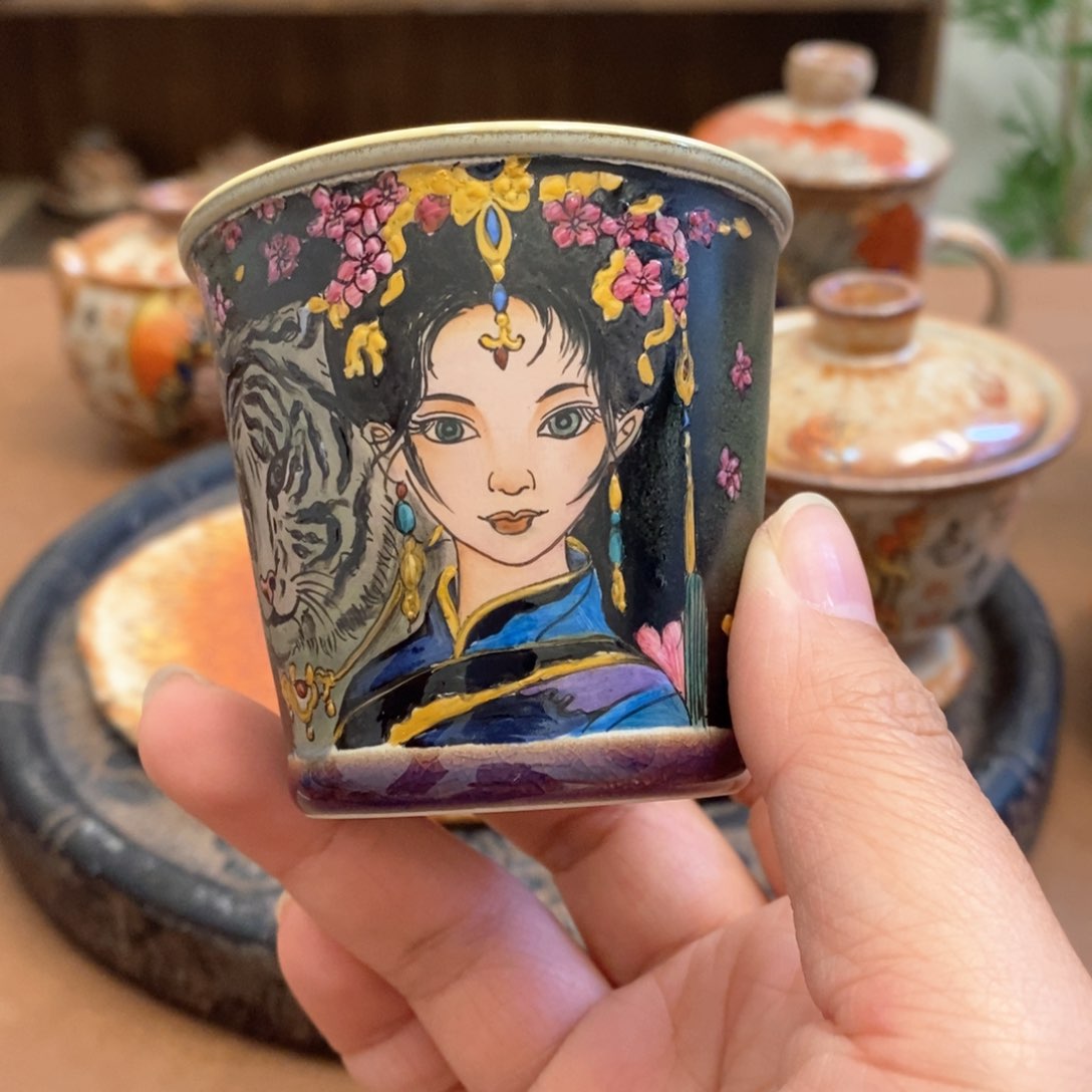 手工手绘国潮杯杯