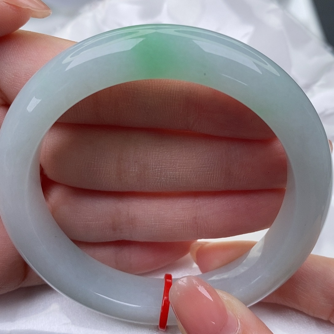 翡翠未镶嵌手镯（圆镯）缅甸天然A货翡翠 56