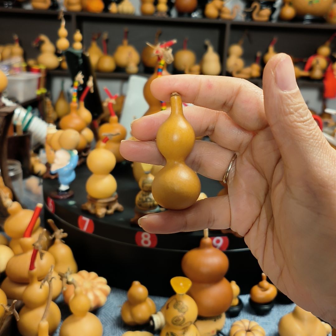 紫***羽葫芦福禄双全手把件