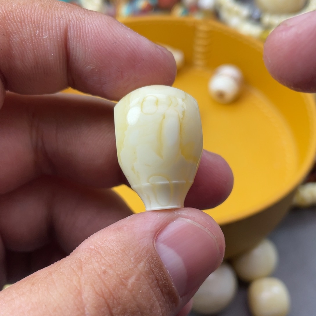 琥珀珠宝奇石未镶嵌112