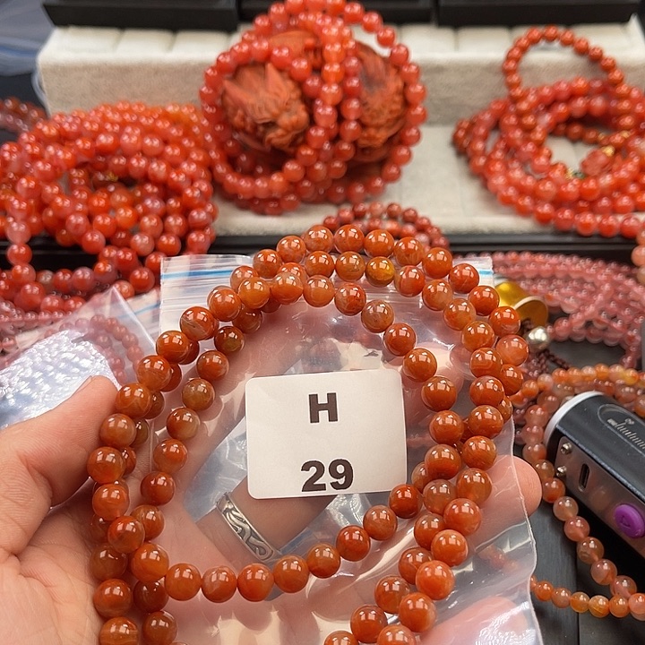 南红玛瑙未镶嵌多样性发货默认微瑕称重8mm