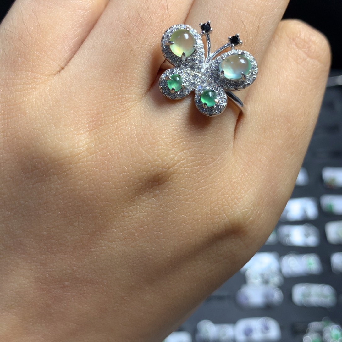 大****翡翠银S925镶嵌耳饰戒指