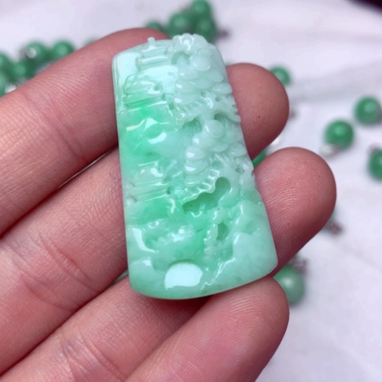 翡翠吊坠(不含链)未镶嵌