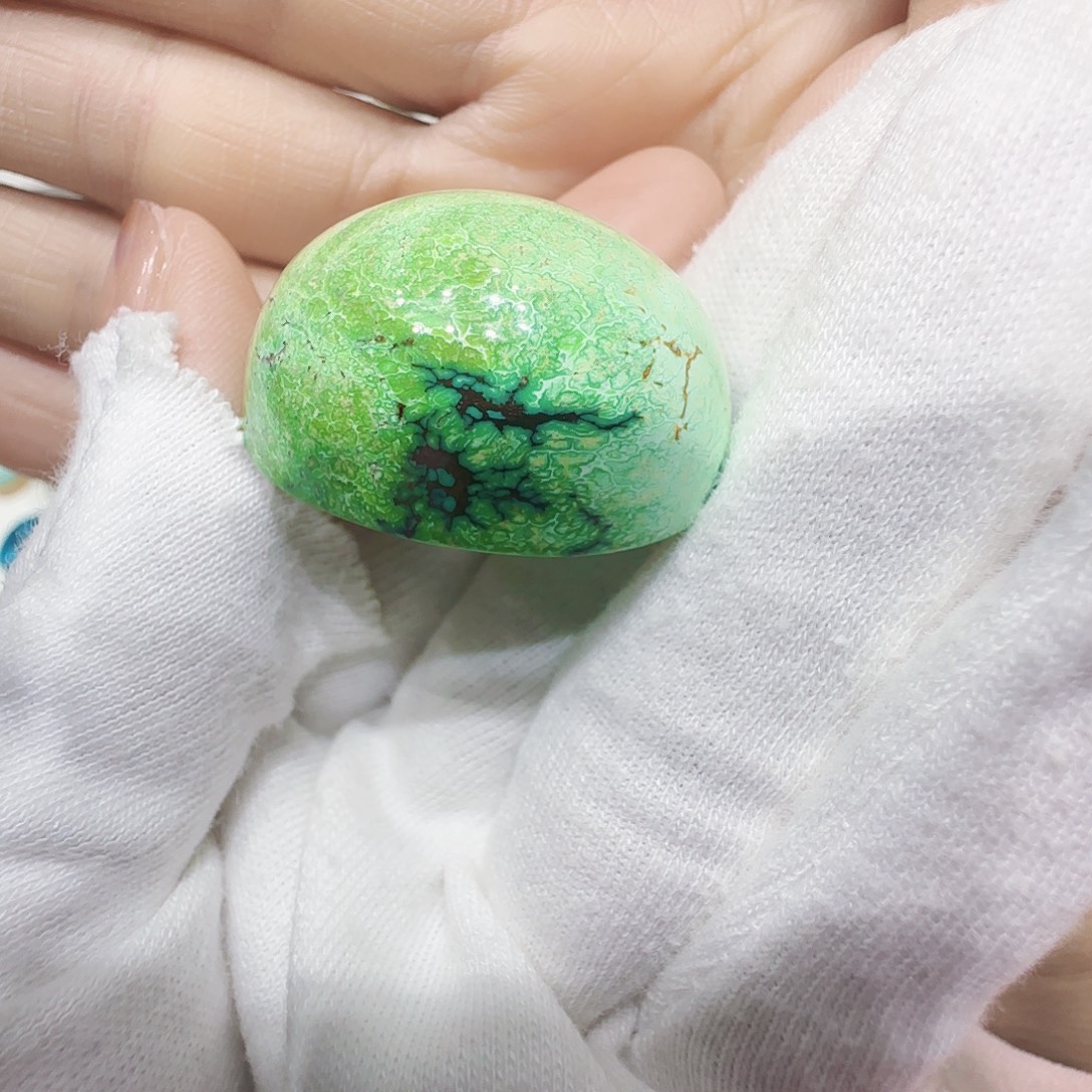 绿松石未镶嵌原矿绿松石