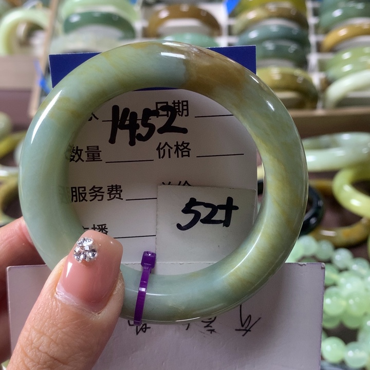 蛇纹石玉未镶嵌手镯1452