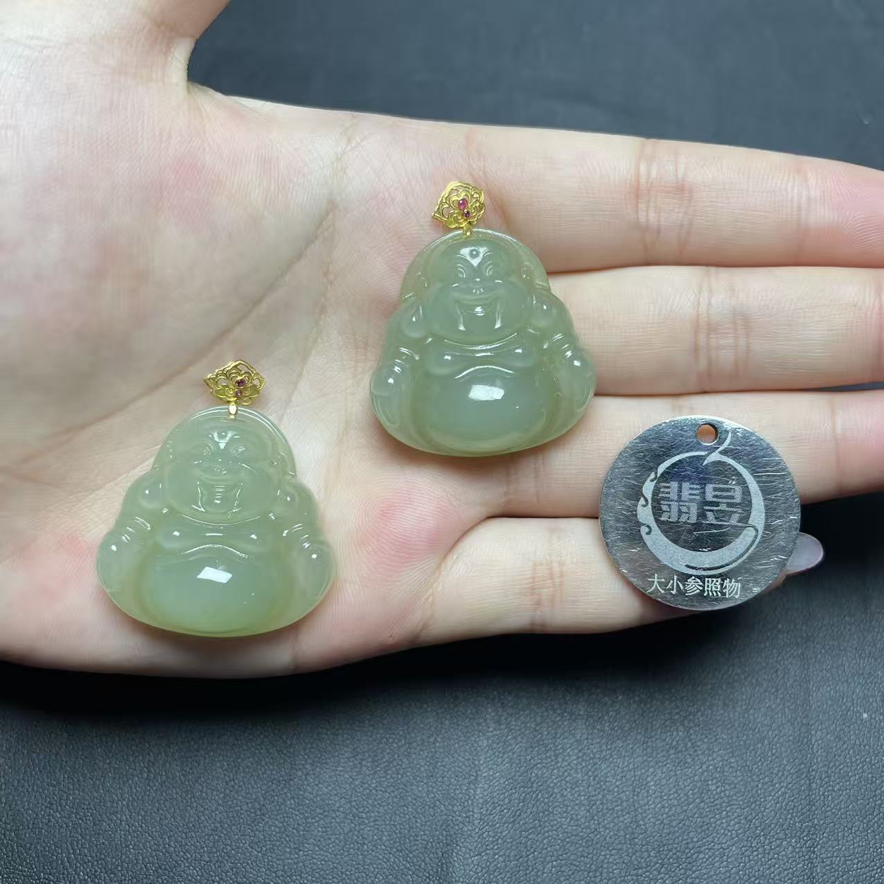 翡昱-SH77-65573-和田玉吊坠18k金扣-多样性发其一