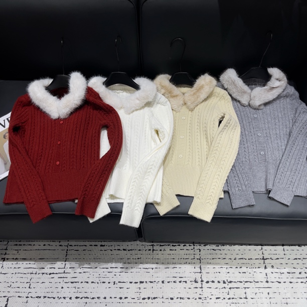 KW【氛围的神】南油新款温柔韩系毛领气质百搭毛衣氛围感漂亮上衣