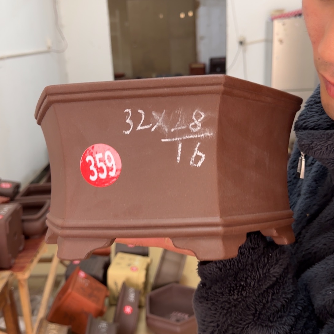 紫砂花盆呜呜呜呜