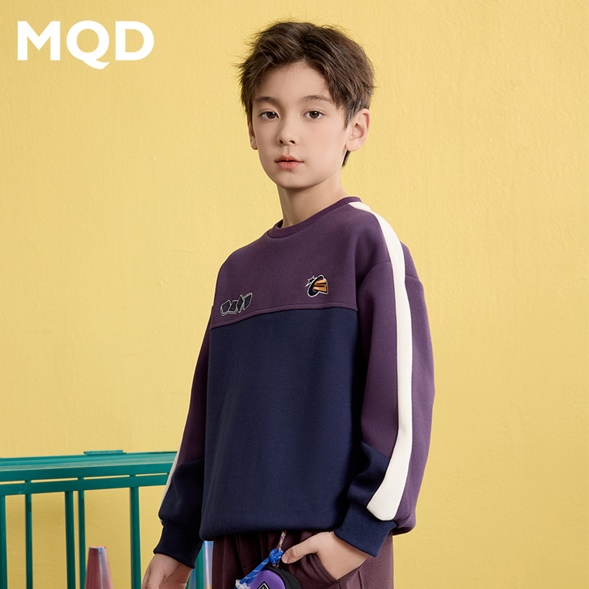 MQD童装25春新品学院风复古撞色上衣中大童运动跑步卫衣9651W0640