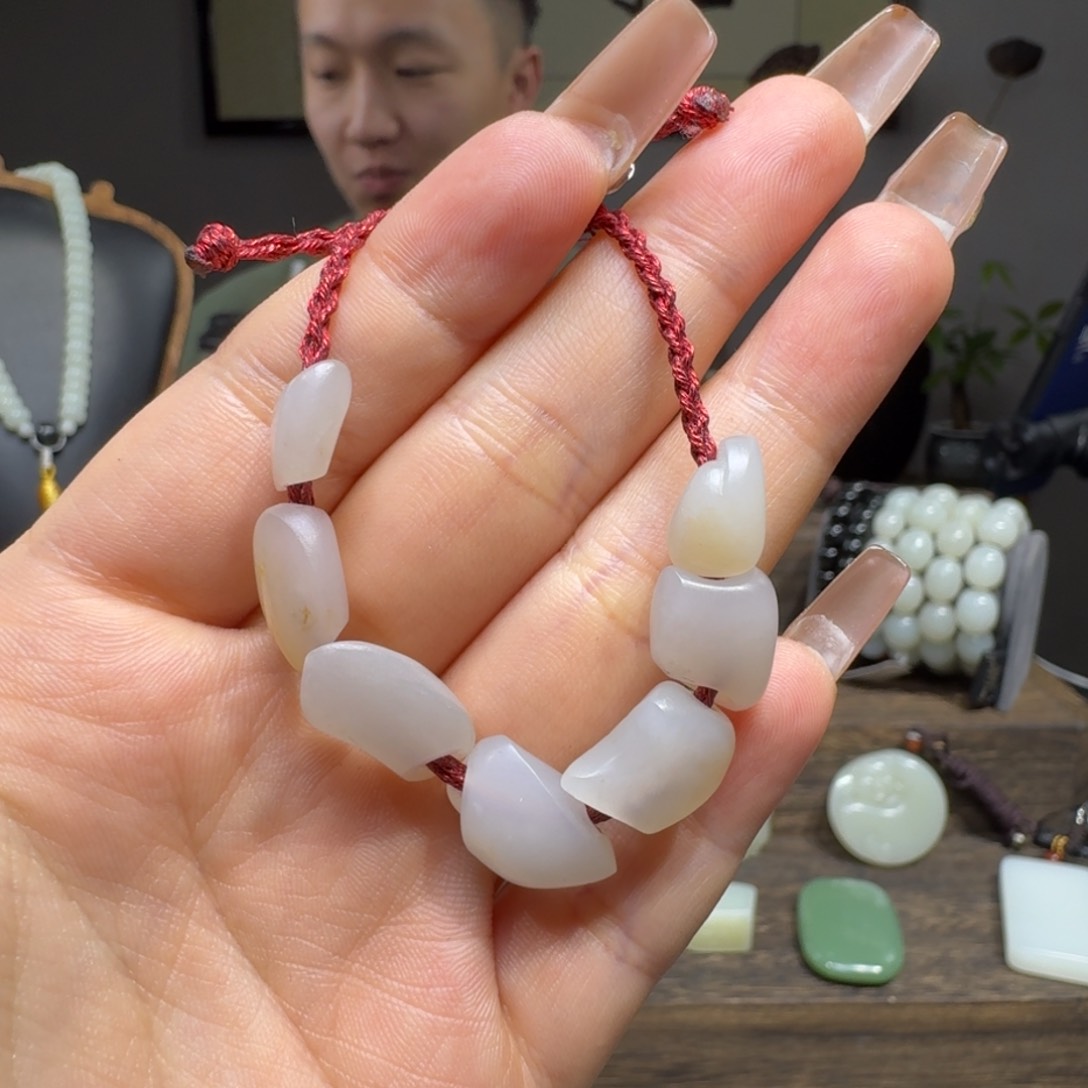 和田玉手链未镶嵌