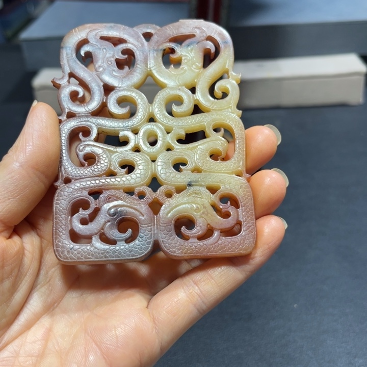 一物一图发货支持七天无理由。底槽青
