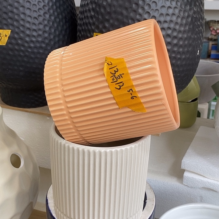 陶盆有孔 瑕疵针孔漏釉介意勿拍外高 13外口13