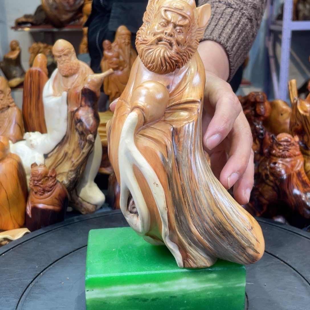 柏木（崖柏）。。。。。。。